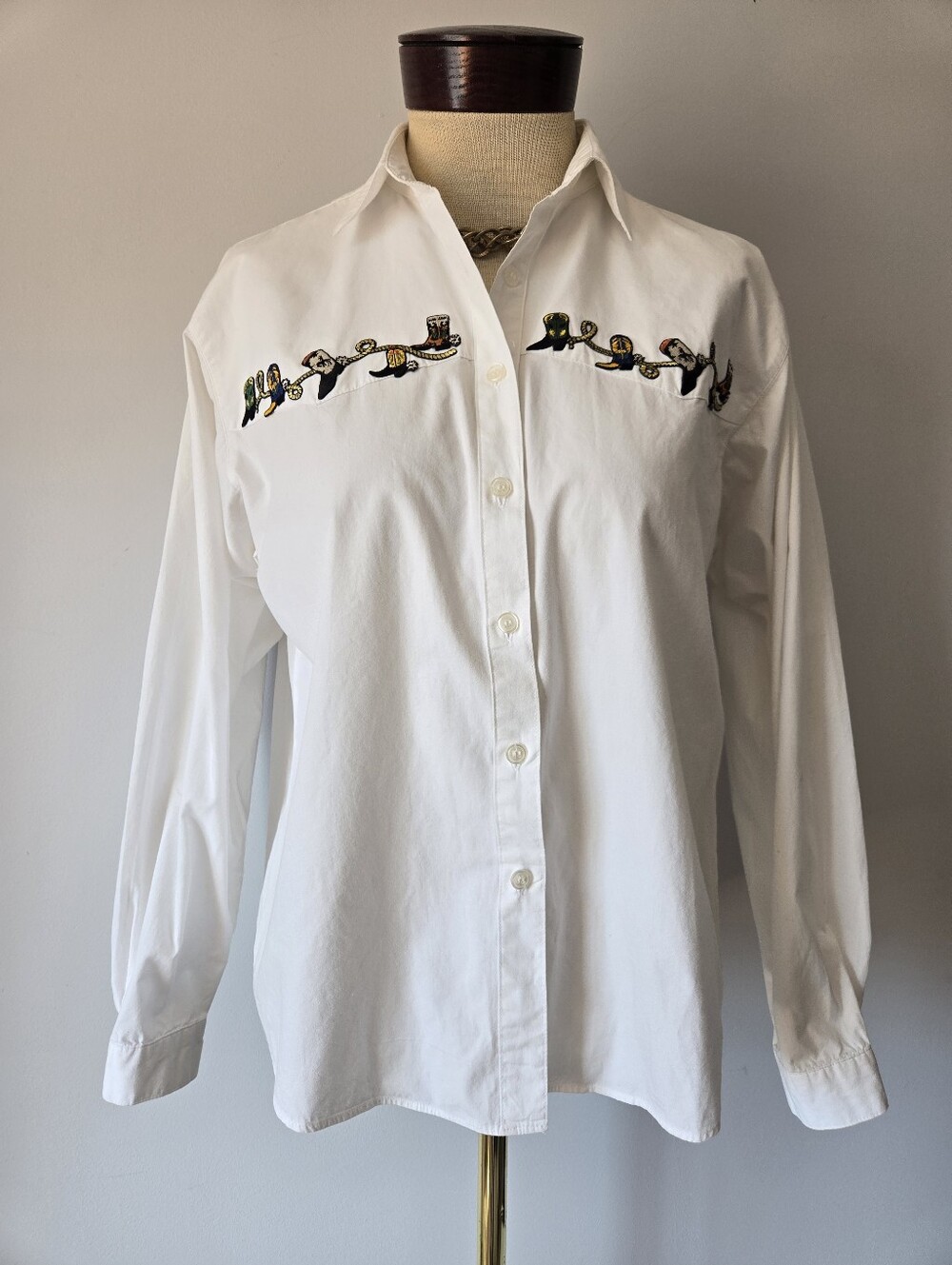 Full Gallop By Deborah Murray Vintage Cowboy Boot White Embroidered Button-Down